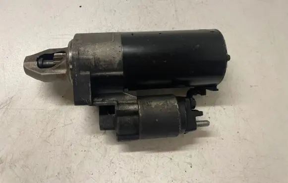 Mercedes-Benz S W221 Starter motor A0061516101 0001115070 2008012