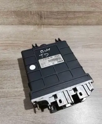 Audi A4 S4 B5 8D Engine control unit/module ECU 0281001221 028906021E