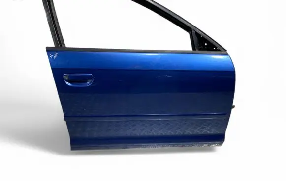 Audi A3 S3 8P Front door