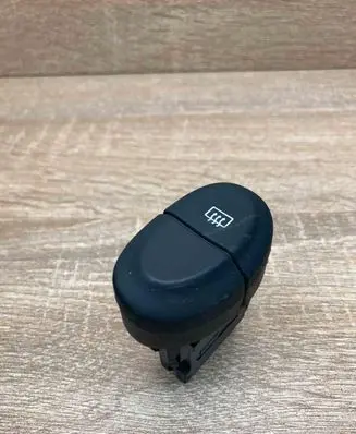 Renault Megane I Windscreen/window heater switch 841243B