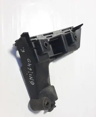 Volvo XC70 Rear bumper mounting bracket 30678650