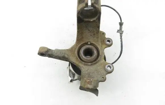 Ford Focus C-MAX Front wheel hub spindle knuckle 