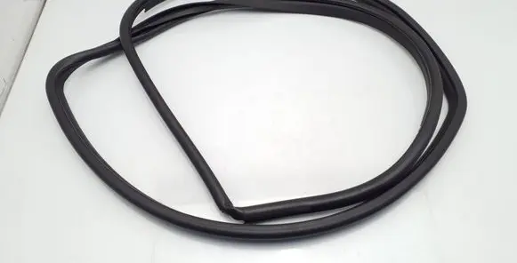 Toyota Auris 150 Front door rubber seal