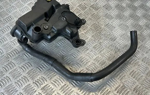 Ford Galaxy Oil breather separator 9670033180
