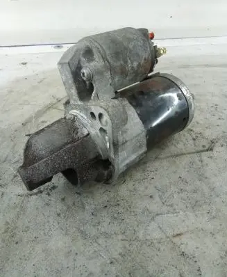 Opel Agila B Starter motor 3110051K0