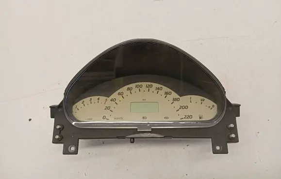 Mercedes-Benz A W168 Speedometer (instrument cluster) A1685404311 9903300452