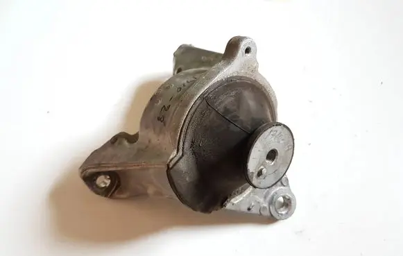 Honda CR-V Engine mount bracket 50820T1VE0 21T1G