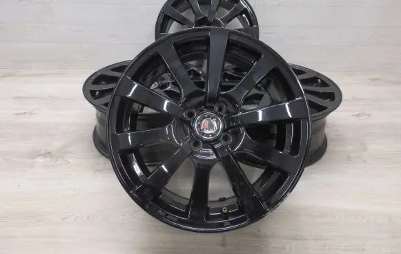 R16 alloy rim