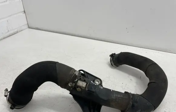 Audi Q5 SQ5 Intercooler hose/pipe 8K0145673R 8R0145738N 8R0145737L