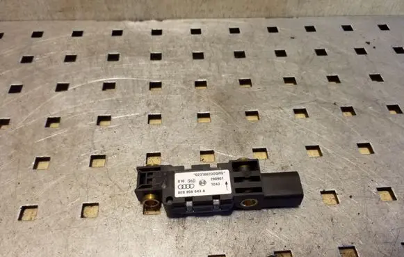 Audi A4 S4 B6 8E 8H Airbag deployment crash/impact sensor 8E0959643A