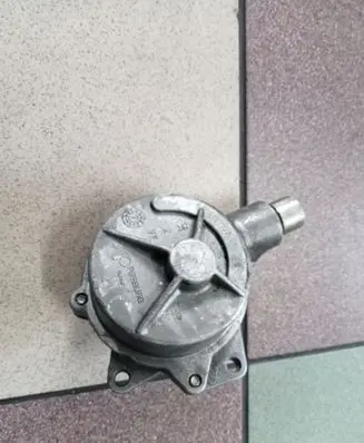 Audi A6 S6 C5 4B Vacuum pump 059145100B