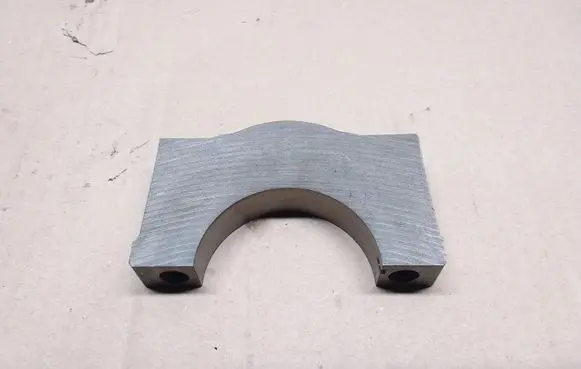 Volkswagen Golf V Crankshaft Holder 021G
