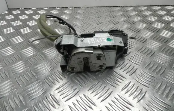Subaru Legacy Front door lock 0629 I9417