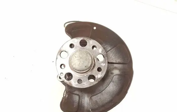 Mercedes-Benz E W212 Front wheel hub 2124201244 2123322401