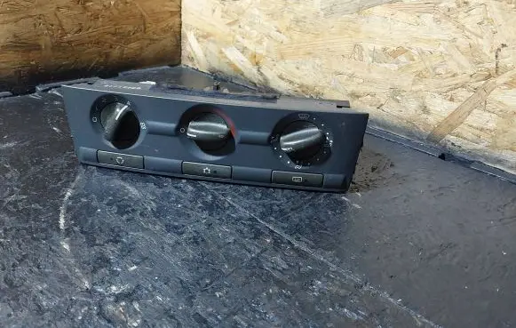 Volvo S40, V40 Climate control unit 9041704797