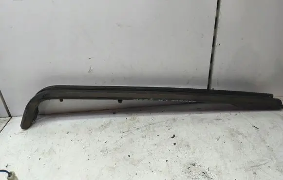 Renault Kangoo I Rear door windshield rail 7700303513