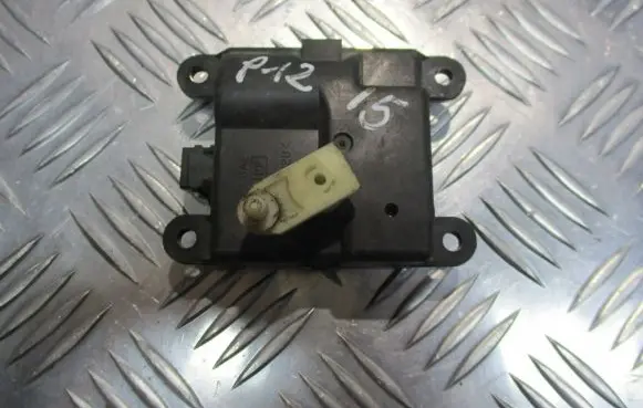 Nissan Primera Central body control module 3C27030850
