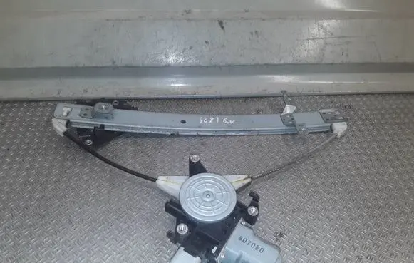 Subaru Impreza III Rear door window regulator with motor 807020