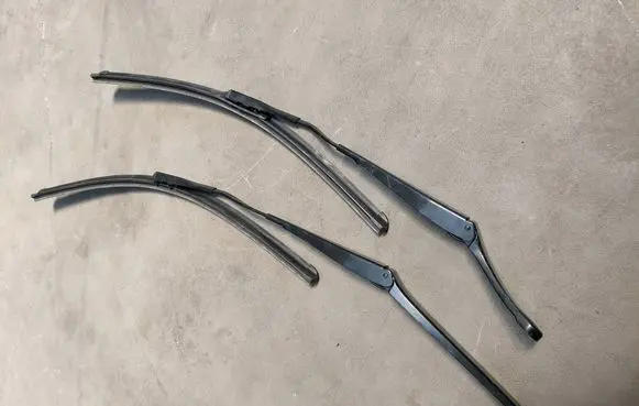 Porsche 911 991 Front wiper blade arm 99162812202