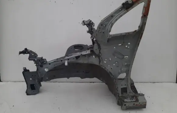 Toyota Verso Front side member 