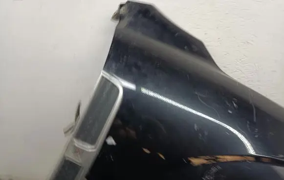 Opel Antara Fender