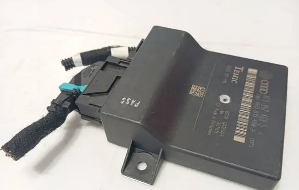 Audi A6 S6 C6 4F Gateway control module 4F0910468A 8006TF7MN