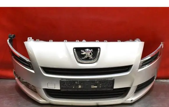 Peugeot 5008 Front bumper 