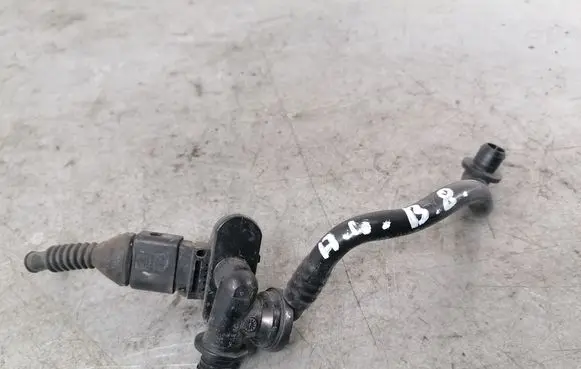 Audi A4 S4 B8 8K Vacuum line/pipe/hose 0261230053 036906051C