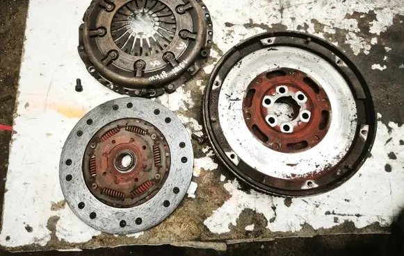 Audi A4 S4 B5 8D Clutch set kit 028141035M