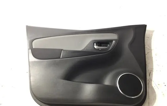 Toyota Yaris Front door card panel trim 676200DK2022