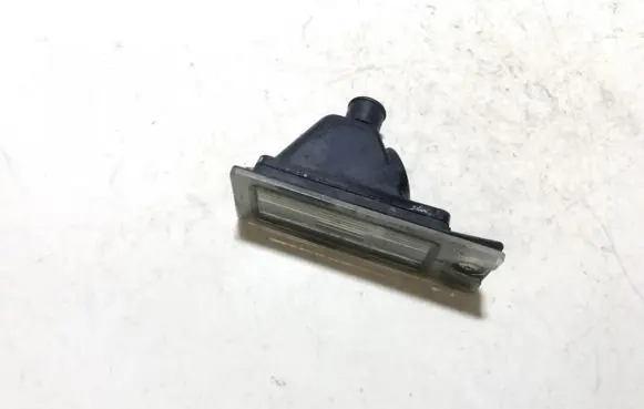 Volvo V70 Number plate light 9187153