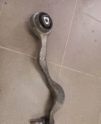 BMW 1 E81 E87 Front lower control arm/wishbone AW6082