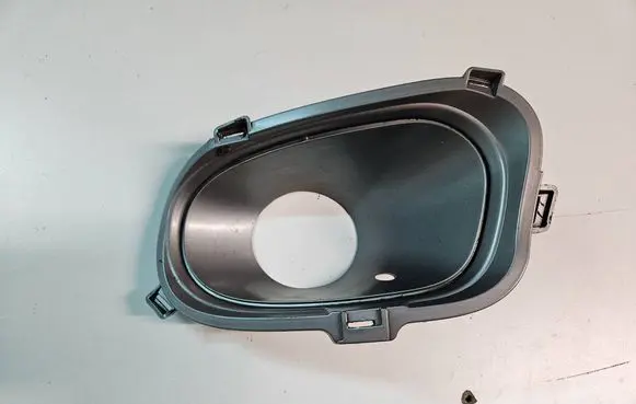 Fiat 500L Front fog light trim/grill 735570828