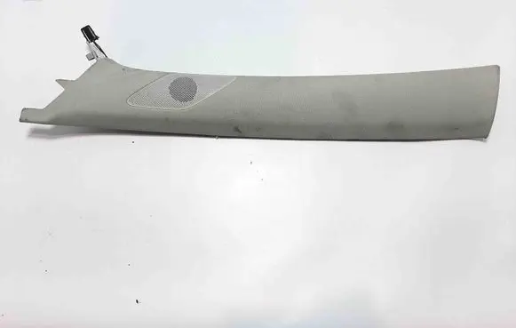 (B) pillar trim (top)
