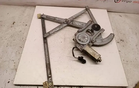 Isuzu Trooper Rear door window regulator with motor