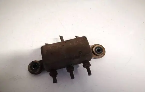 Toyota Prius (XW20) Brake power pressure regulator 