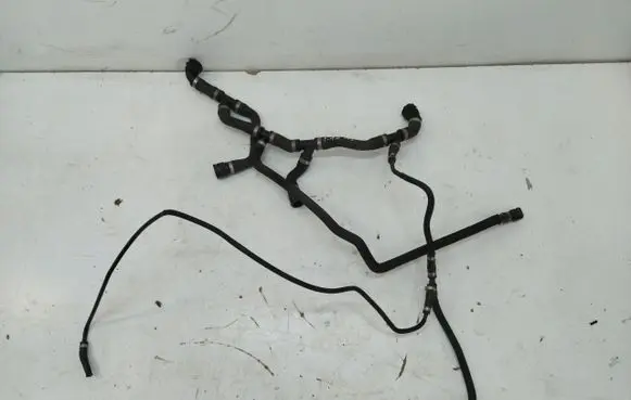 BMW 5 F10 F11 Engine coolant pipe/hose 2284289