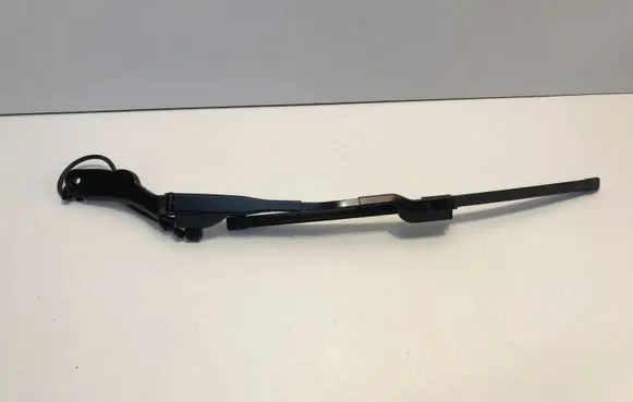 Volvo XC40 Front wiper blade arm 31457315