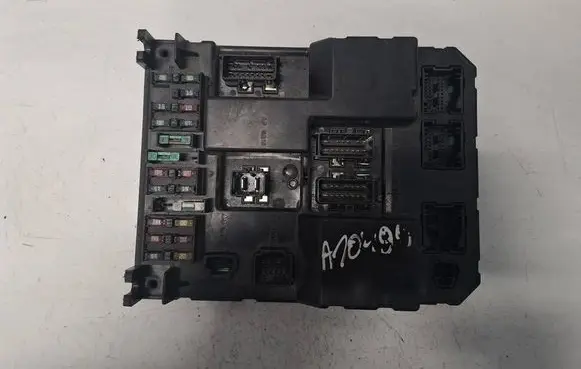 Peugeot 307 Fuse box set 9651196880