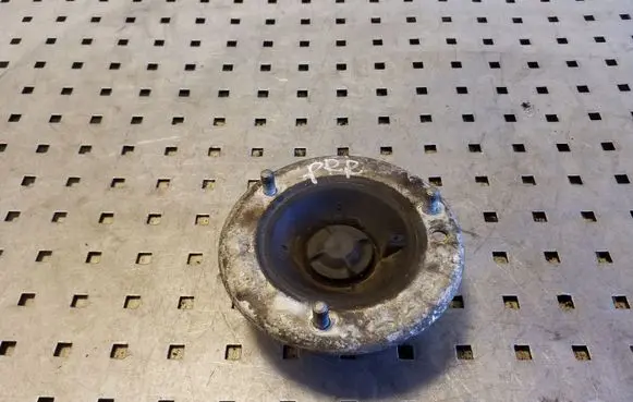 BMW X3 E83 Front upper strut mount 