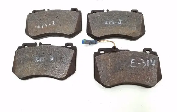 Mercedes-Benz C W205 Brake pads (front) A0084201920