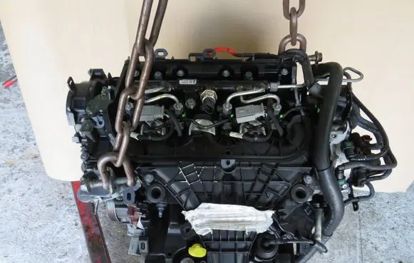 Ford Kuga II Engine swap AV4Q6007CB D4204T 6906278