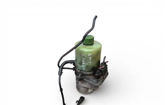 Seat Toledo IV (NH) Power steering pump 6R0423156C