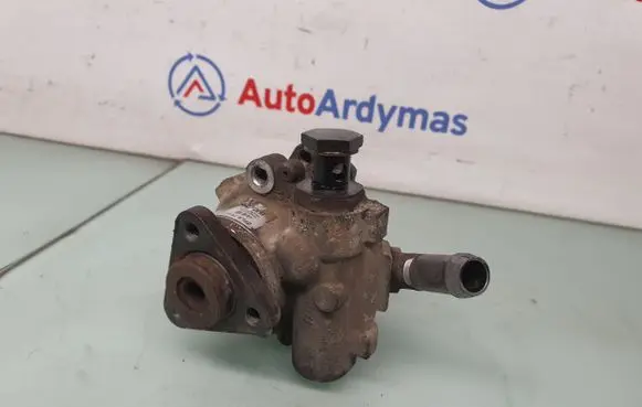 BMW 1 E81 E87 Power steering pump 6768155 32416768155