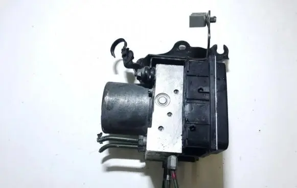 Toyota Avensis T270 ABS Pump 0265235406 44540-05071