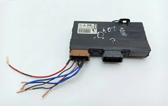 Peugeot 407 Seat control module 9650281980