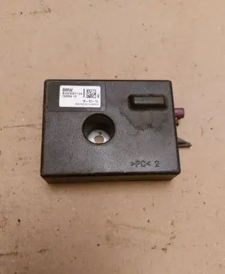 Antenna control unit