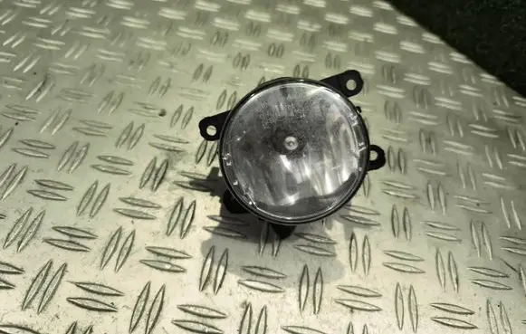 Renault Trafic III (X82) Front fog light 261500097R 89208691 STL08H16