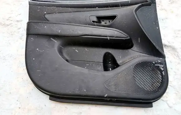 Hyundai Tucson IV NX4 Front door card panel trim 82376N7010