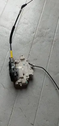 Audi A5 8T 8F Front door lock
